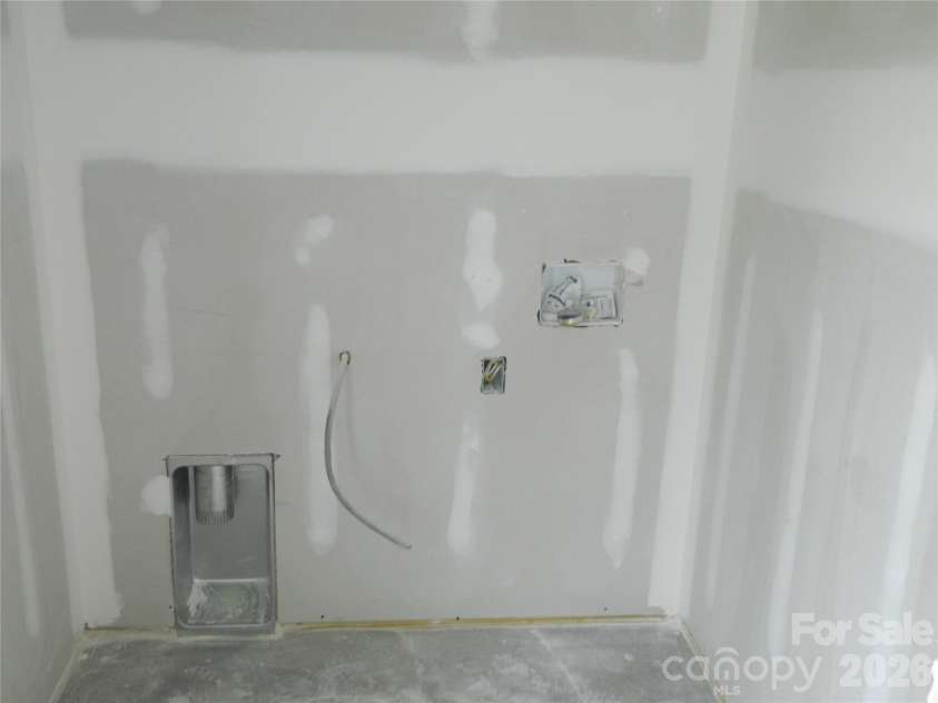 5096 Bloomfield Estates, Granite Falls, NC 28630.  MLS# CAR4393470, YatesRealty ID 39341. Laundry Room