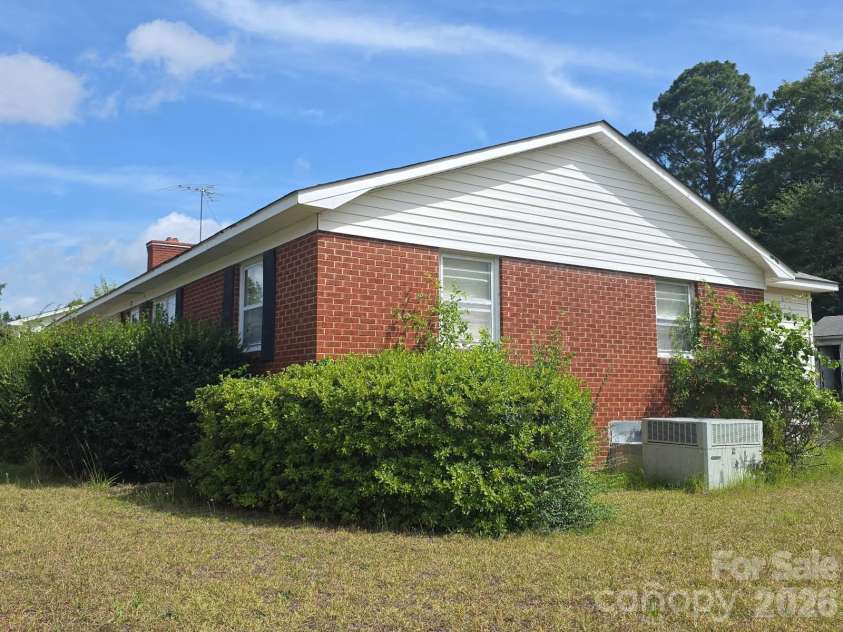 217 Rollings Road, Pageland, SC 29728.  MLS# CAR4382180, YatesRealty ID 39342. 
