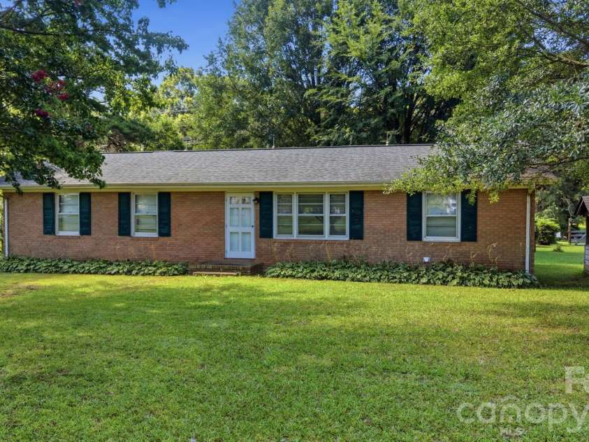 8116 Indian Trail Fairview Road, Indian Trail, NC 28079.  MLS# CAR4372524, YatesRealty ID 39343. 