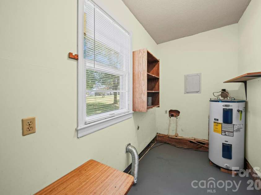 8116 Indian Trail Fairview Road, Indian Trail, NC 28079.  MLS# CAR4372524, YatesRealty ID 39343. 