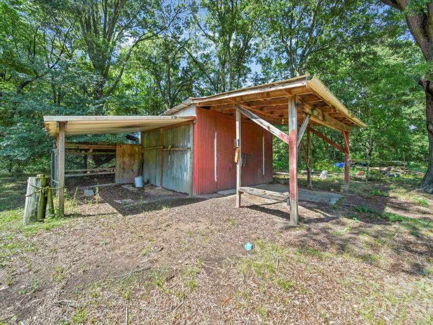 8116 Indian Trail Fairview Road, Indian Trail, NC 28079.  MLS# CAR4372524, YatesRealty ID 39343. 