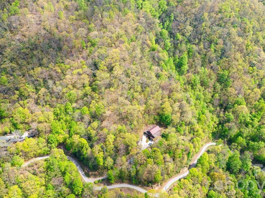 1602 Forest Run Road, Sylva, NC 28779.  MLS# CAR4396526, YatesRealty ID 39345. 