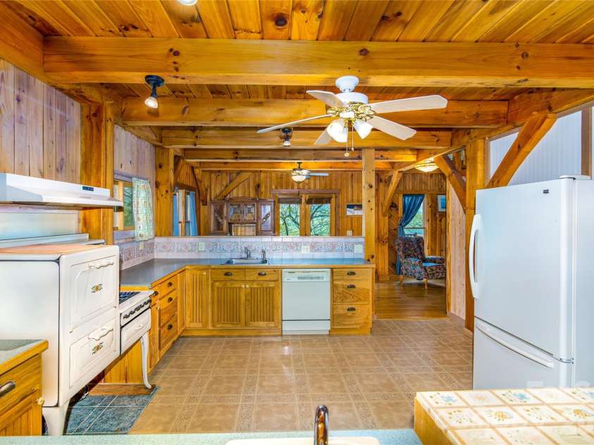 1602 Forest Run Road, Sylva, NC 28779.  MLS# CAR4396526, YatesRealty ID 39345. 