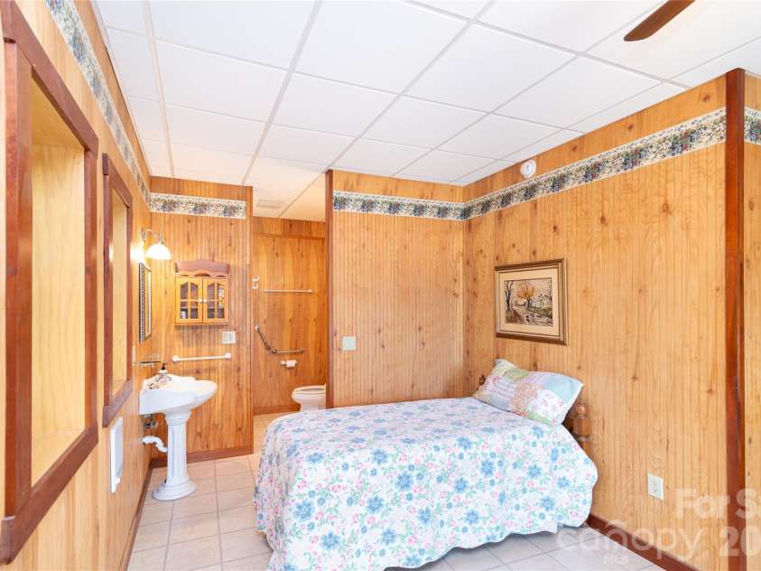 1602 Forest Run Road, Sylva, NC 28779.  MLS# CAR4396526, YatesRealty ID 39345. 