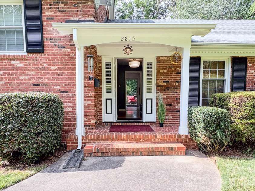 2815 Burnt Mill Road, Charlotte, NC 28210.  MLS# CAR4394157, YatesRealty ID 39346. 