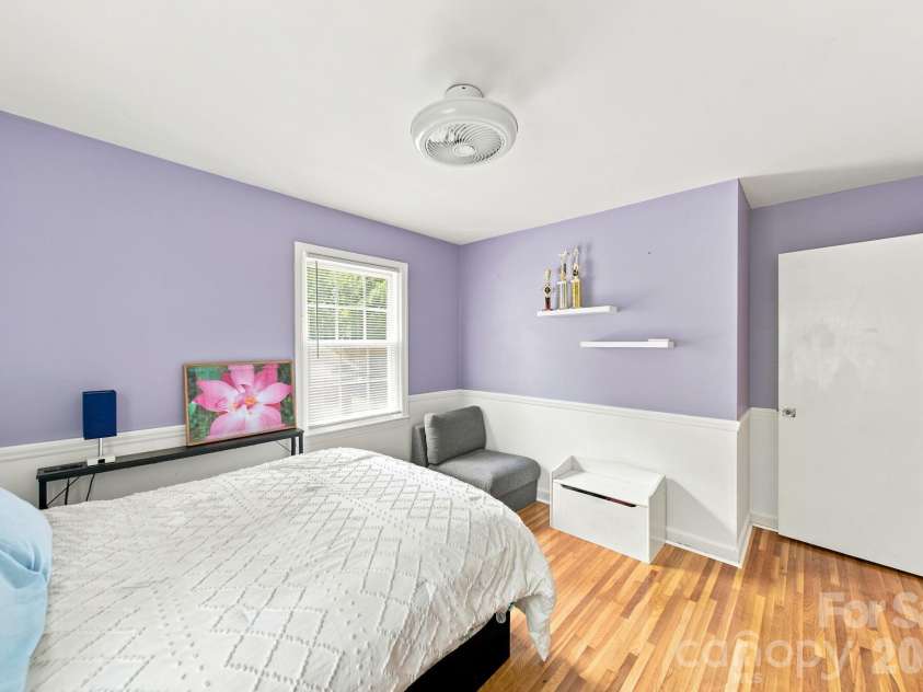 2815 Burnt Mill Road, Charlotte, NC 28210.  MLS# CAR4394157, YatesRealty ID 39346. 