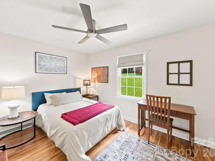 2815 Burnt Mill Road, Charlotte, NC 28210.  MLS# CAR4394157, YatesRealty ID 39346. 