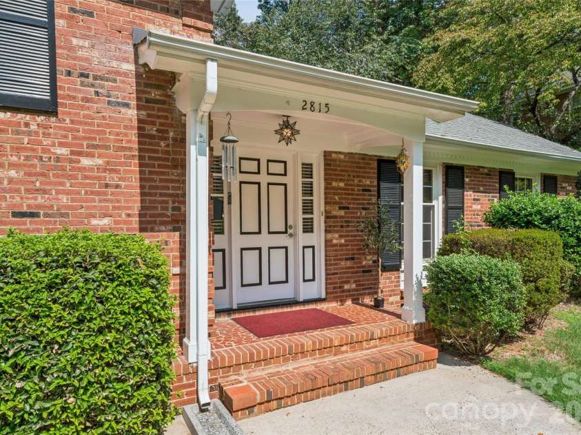 2815 Burnt Mill Road, Charlotte, NC 28210.  MLS# CAR4394157, YatesRealty ID 39346. 
