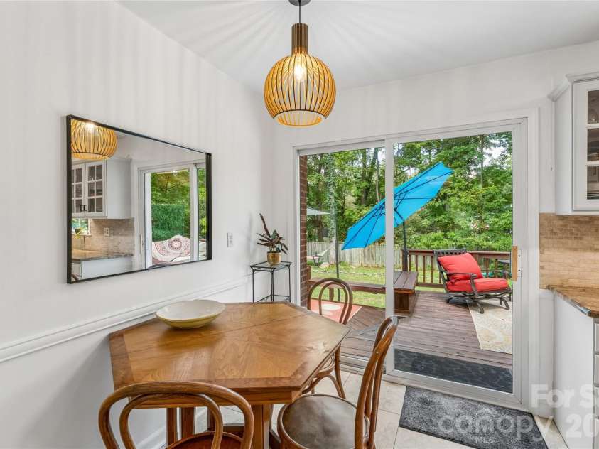2815 Burnt Mill Road, Charlotte, NC 28210.  MLS# CAR4394157, YatesRealty ID 39346. 