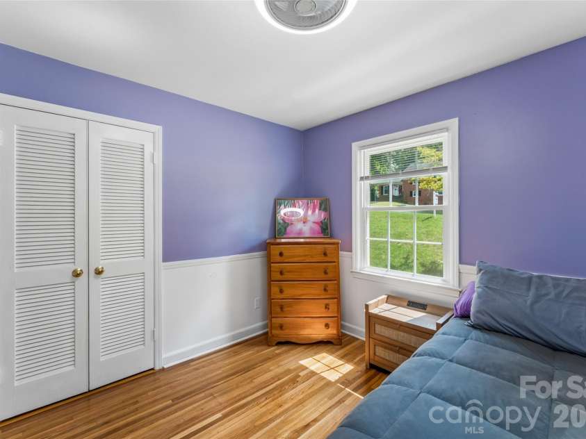2815 Burnt Mill Road, Charlotte, NC 28210.  MLS# CAR4394157, YatesRealty ID 39346. 