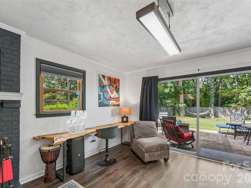 2815 Burnt Mill Road, Charlotte, NC 28210.  MLS# CAR4394157, YatesRealty ID 39346. 