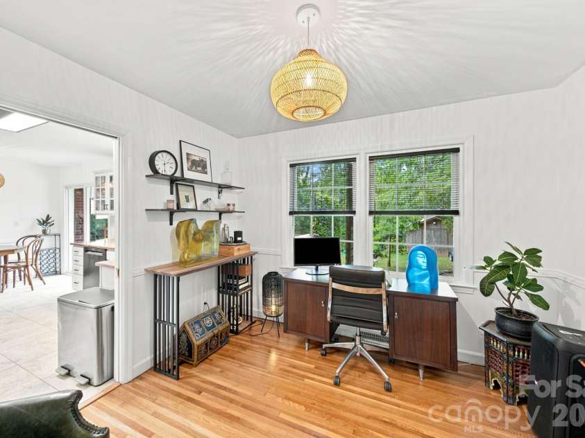 2815 Burnt Mill Road, Charlotte, NC 28210.  MLS# CAR4394157, YatesRealty ID 39346. Dining Room/Office