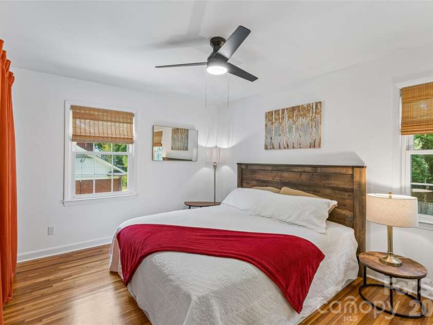 2815 Burnt Mill Road, Charlotte, NC 28210.  MLS# CAR4394157, YatesRealty ID 39346. Primary Bedroom