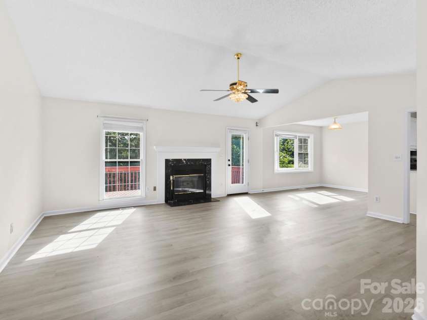 1 Strathmore Drive, Arden, NC 28704.  MLS# CAR4397102, YatesRealty ID 39347. 