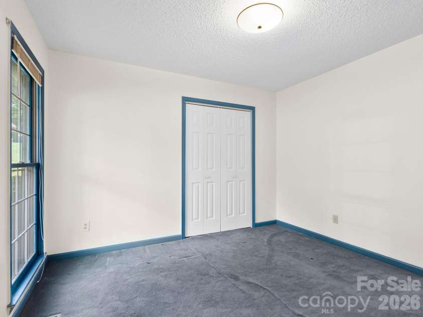 1 Strathmore Drive, Arden, NC 28704.  MLS# CAR4397102, YatesRealty ID 39347. 
