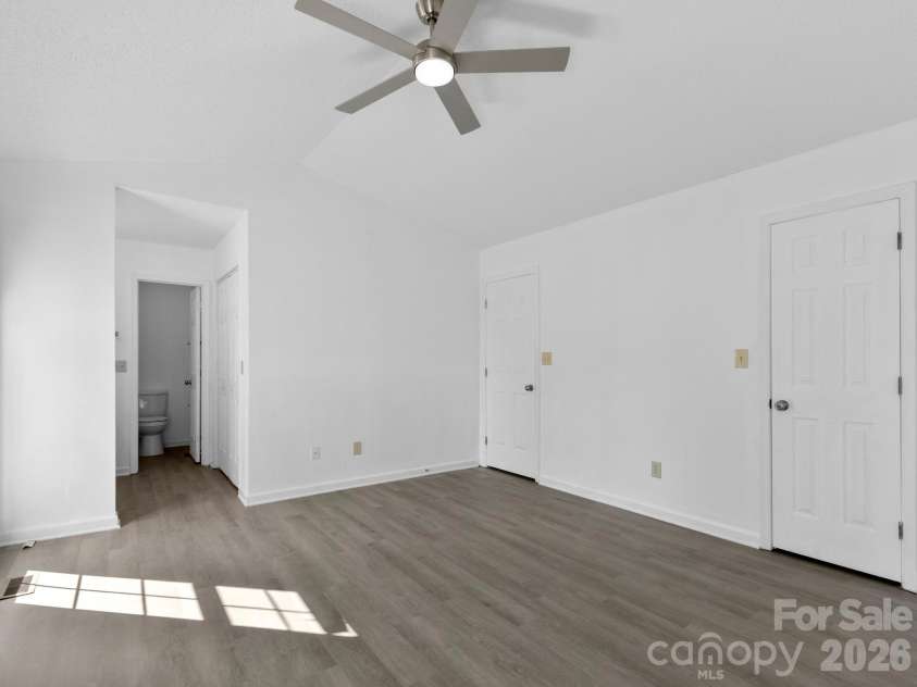 1 Strathmore Drive, Arden, NC 28704.  MLS# CAR4397102, YatesRealty ID 39347. 