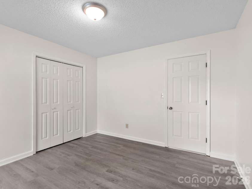 1 Strathmore Drive, Arden, NC 28704.  MLS# CAR4397102, YatesRealty ID 39347. 