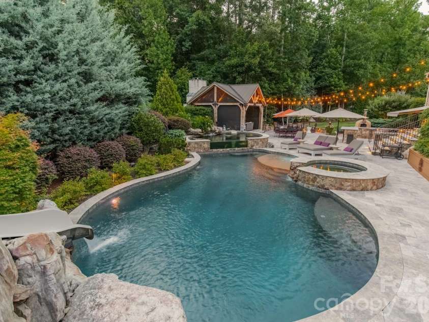 435 Turtleback Ridge, Weddington, NC 28104.  MLS# CAR4399274, YatesRealty ID 39348. 