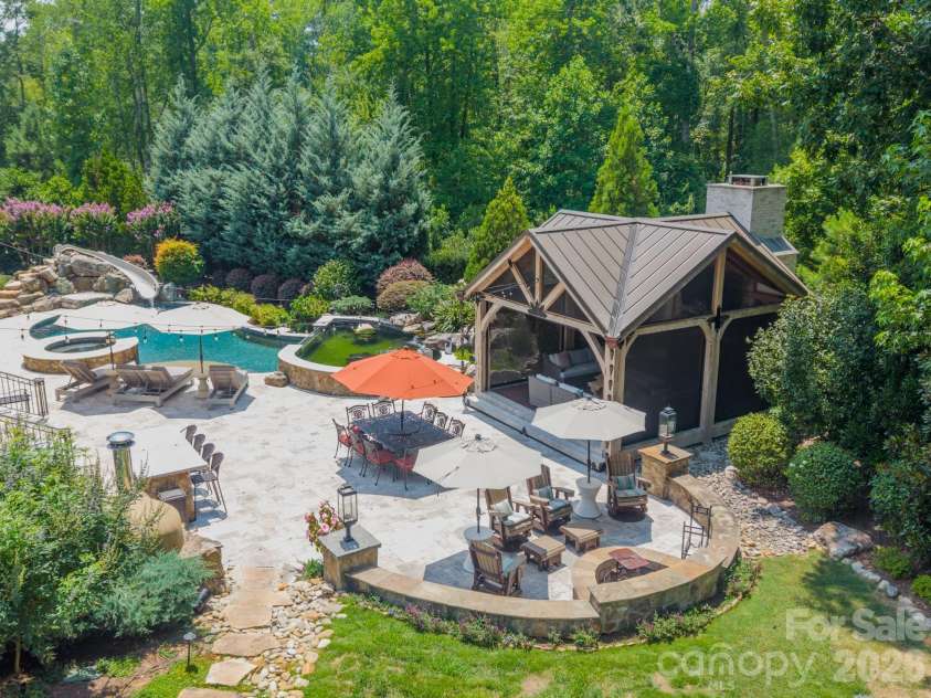 435 Turtleback Ridge, Weddington, NC 28104.  MLS# CAR4399274, YatesRealty ID 39348. 