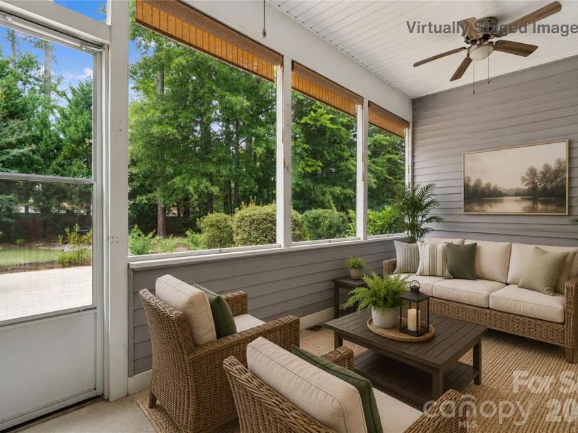 8426 Heron Glen Drive, Charlotte, NC 28269.  MLS# CAR4405282, YatesRealty ID 39349. 