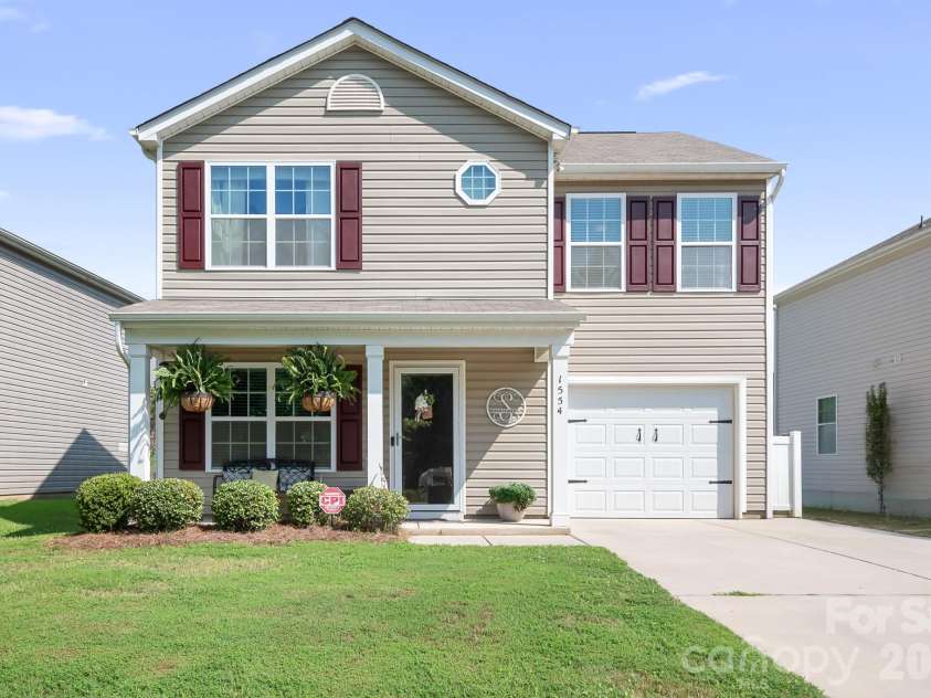 1554 Lilly Springs Place, Dallas, NC 28034.  MLS# CAR4405478, YatesRealty ID 39351. 