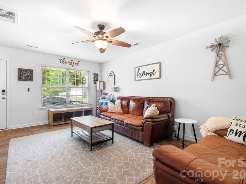 1554 Lilly Springs Place, Dallas, NC 28034.  MLS# CAR4405478, YatesRealty ID 39351. 
