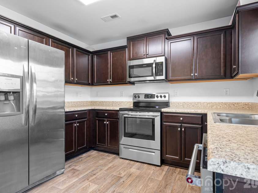 1554 Lilly Springs Place, Dallas, NC 28034.  MLS# CAR4405478, YatesRealty ID 39351. 