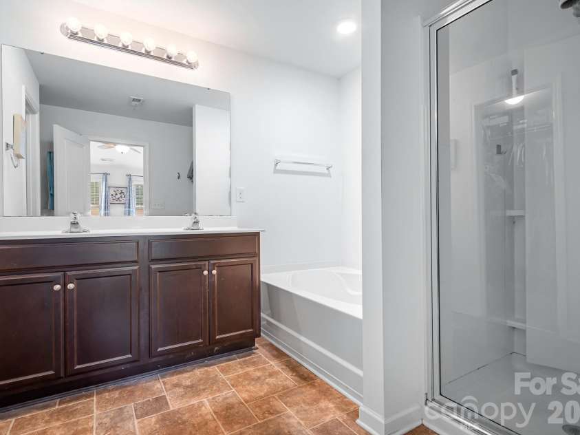 1554 Lilly Springs Place, Dallas, NC 28034.  MLS# CAR4405478, YatesRealty ID 39351. 
