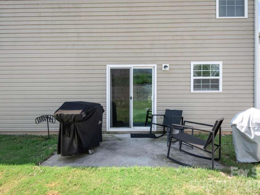 1554 Lilly Springs Place, Dallas, NC 28034.  MLS# CAR4405478, YatesRealty ID 39351. 