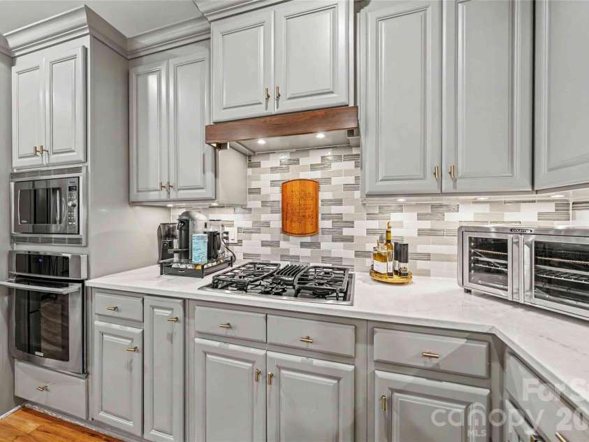 15100 Macbeth Court, Huntersville, NC 28078.  MLS# CAR4406635, YatesRealty ID 39352. 