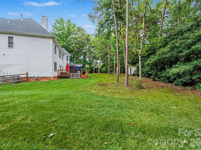 15100 Macbeth Court, Huntersville, NC 28078.  MLS# CAR4406635, YatesRealty ID 39352. 