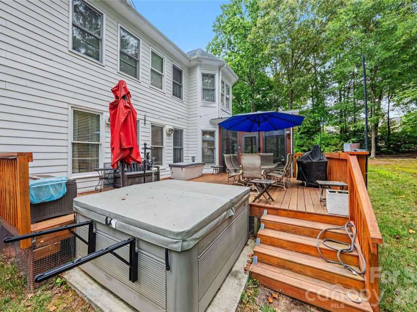 15100 Macbeth Court, Huntersville, NC 28078.  MLS# CAR4406635, YatesRealty ID 39352. 