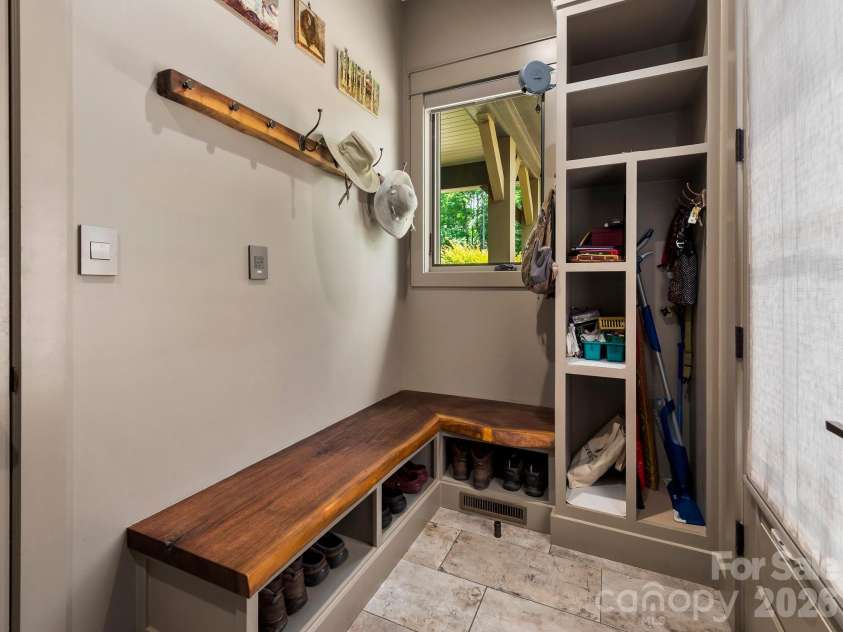 174 Dancing Wind Lane, Marshall, NC 28753.  MLS# CAR4402118, YatesRealty ID 39355. Mudroom with built-in drop zone.