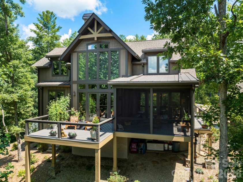 174 Dancing Wind Lane, Marshall, NC 28753.  MLS# CAR4402118, YatesRealty ID 39355. Outdoor living!
