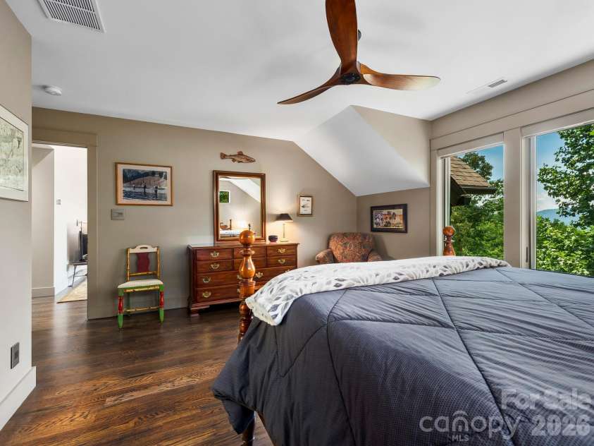 174 Dancing Wind Lane, Marshall, NC 28753.  MLS# CAR4402118, YatesRealty ID 39355. Upper level primary bedroom 2.