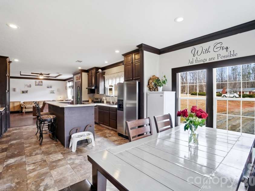 158 Cooks Lake Road, Gastonia, NC 28056.  MLS# CAR4347354, YatesRealty ID 3936. 