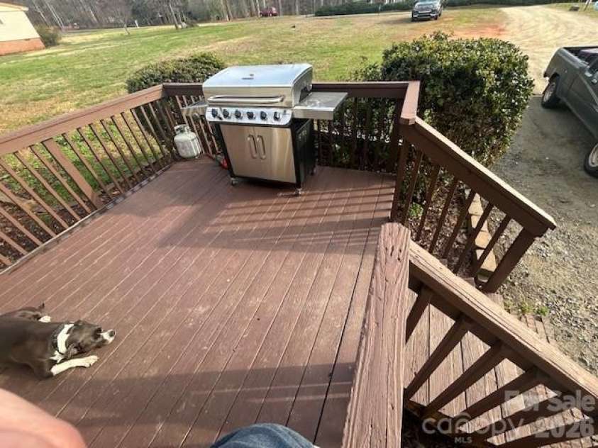 158 Cooks Lake Road, Gastonia, NC 28056.  MLS# CAR4347354, YatesRealty ID 3936. 