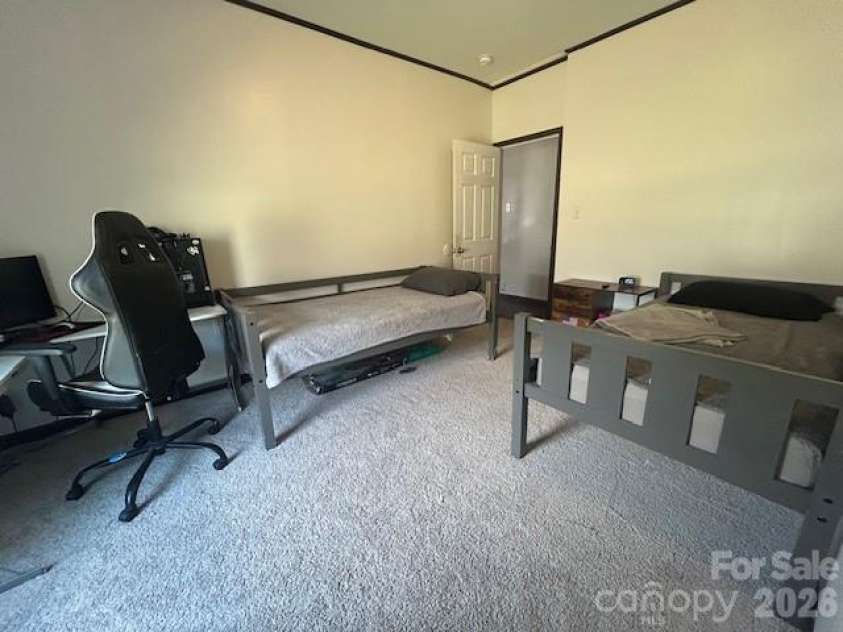 158 Cooks Lake Road, Gastonia, NC 28056.  MLS# CAR4347354, YatesRealty ID 3936. 