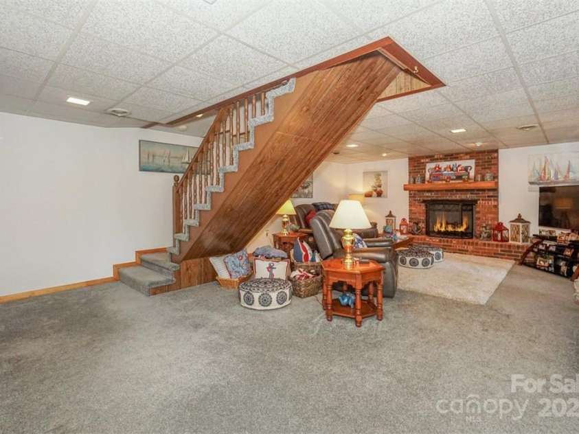 459 Kenway Loop, Mooresville, NC 28117.  MLS# CAR4193026, YatesRealty ID 3936. 