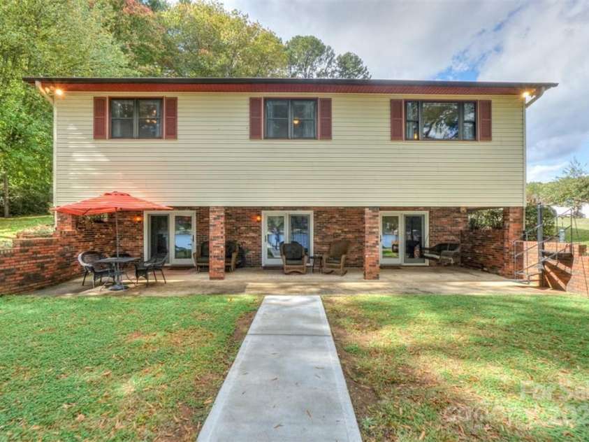 459 Kenway Loop, Mooresville, NC 28117.  MLS# CAR4193026, YatesRealty ID 3936. 