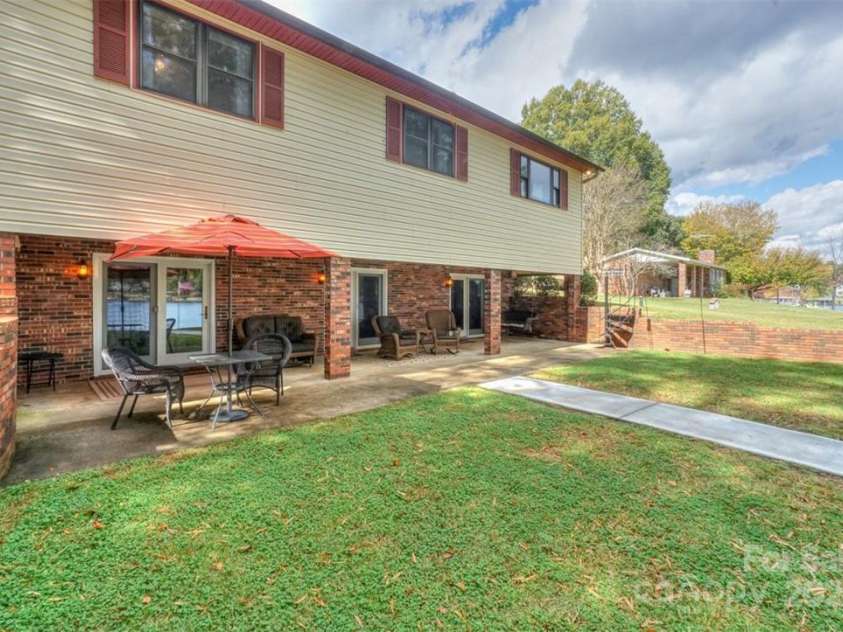459 Kenway Loop, Mooresville, NC 28117.  MLS# CAR4193026, YatesRealty ID 3936. 