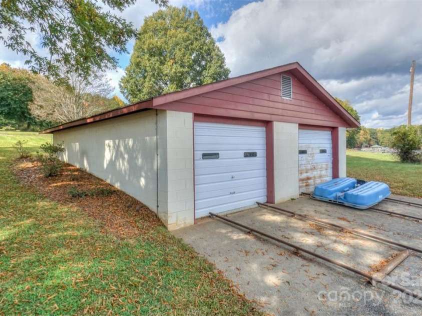459 Kenway Loop, Mooresville, NC 28117.  MLS# CAR4193026, YatesRealty ID 3936. 
