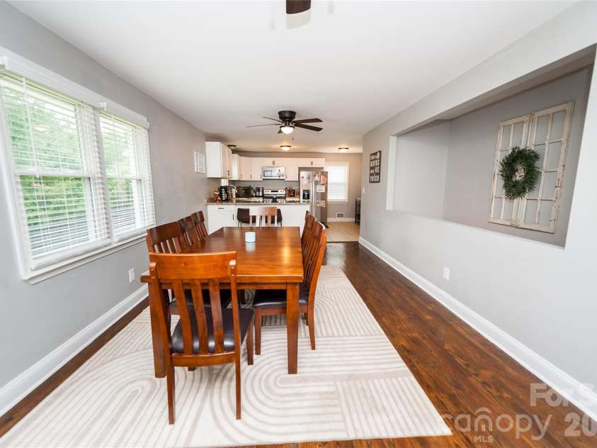 195 Stribling Circle, Spartanburg, SC 29301.  MLS# CAR4406690, YatesRealty ID 39363. 