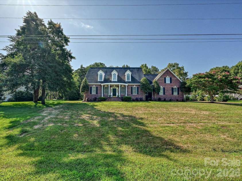 2354 Perry Road, Denver, NC 28037.  MLS# CAR4405892, YatesRealty ID 39365. 