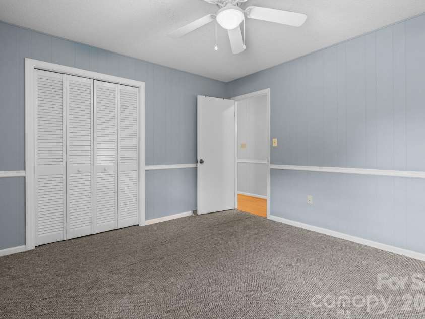 44 Green Drive, Waynesville, NC 28785.  MLS# CAR4401809, YatesRealty ID 39368. 