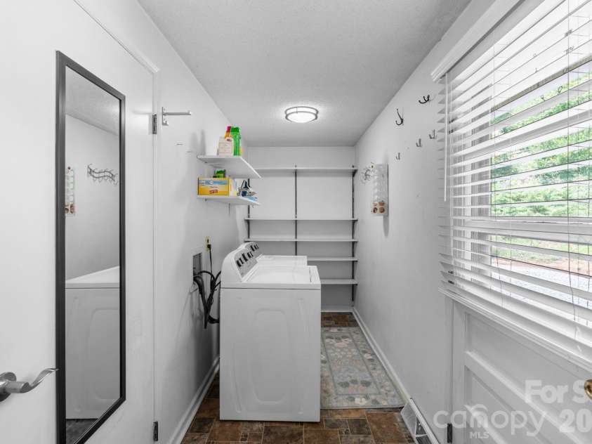 44 Green Drive, Waynesville, NC 28785.  MLS# CAR4401809, YatesRealty ID 39368. 