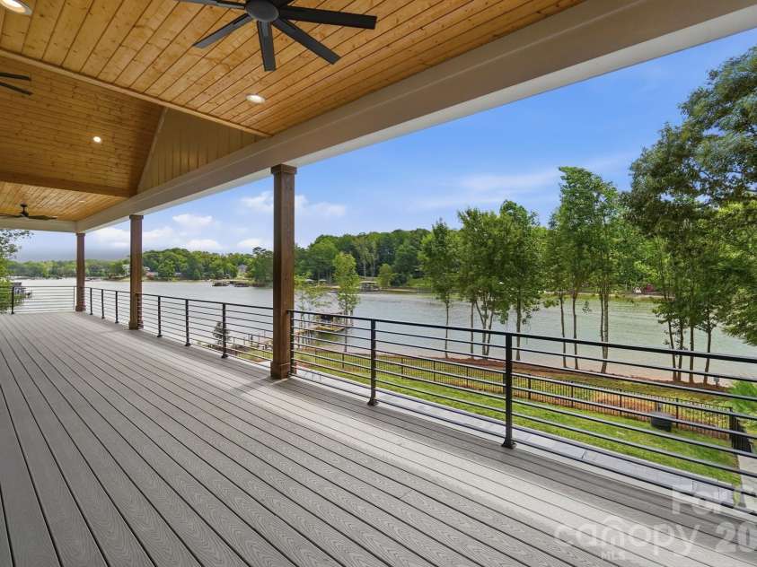 110 Zwilling Court, Troutman, NC 28166.  MLS# CAR4401174, YatesRealty ID 39369. 