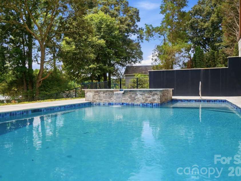 110 Zwilling Court, Troutman, NC 28166.  MLS# CAR4401174, YatesRealty ID 39369. 