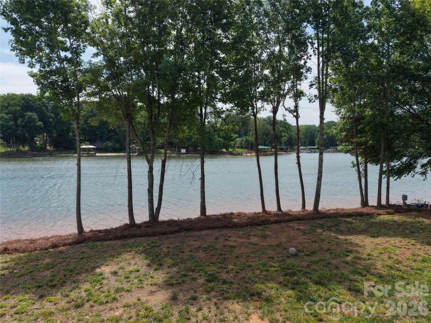 110 Zwilling Court, Troutman, NC 28166.  MLS# CAR4401174, YatesRealty ID 39369. 