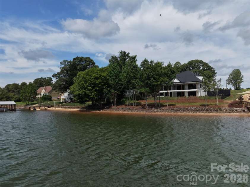 110 Zwilling Court, Troutman, NC 28166.  MLS# CAR4401174, YatesRealty ID 39369. 